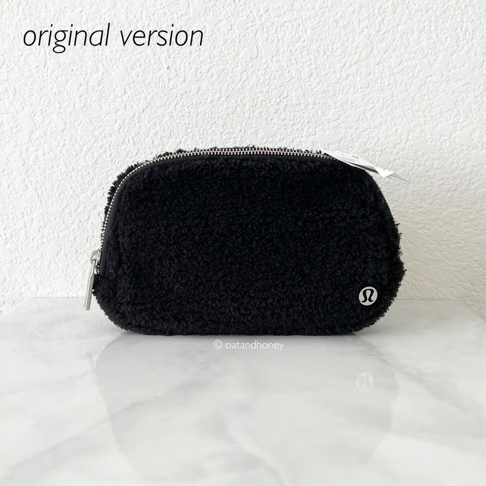 lululemon Everywhere Fleece Belt Bag 1L | silver hardware